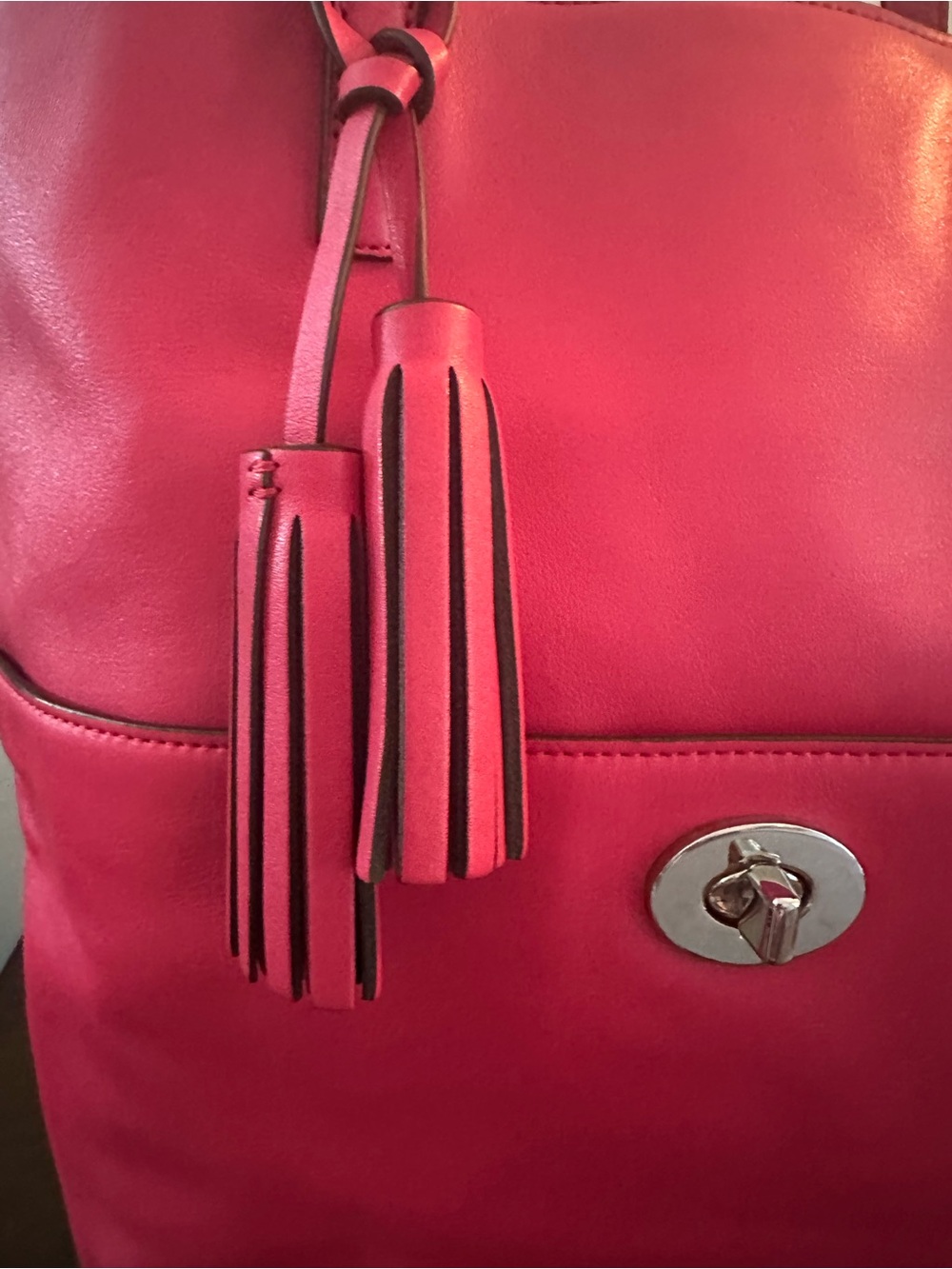 Coach Legacy Turn Lock Pocket Raspberry Tote F1393 In Buttery Luxurious Leather - Picture 8 of 15
